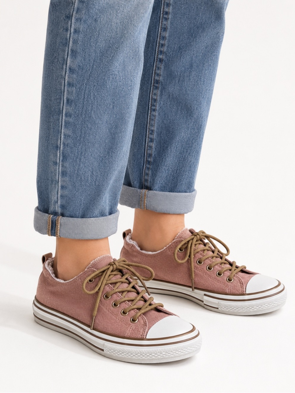 Very G Driana Sneakers in the rust/pinkish-red color
Size 7-1/2